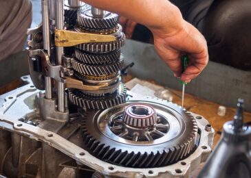 Signes avant-coureurs d&rsquo;une boîte de vitesse défaillante