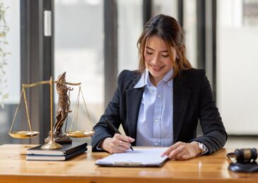 Avocat en droit du travail : Comment gérer les conflits de groupe au sein de l’entreprise ?