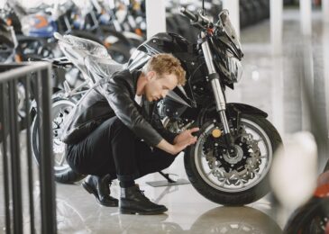 Pneus moto : comment allier sécurité et performance ?