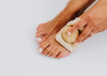 Soin de pédicure : conseils pour des pieds doux et sains