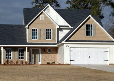 Porte de garage : quel modèle choisir pour votre maison ?