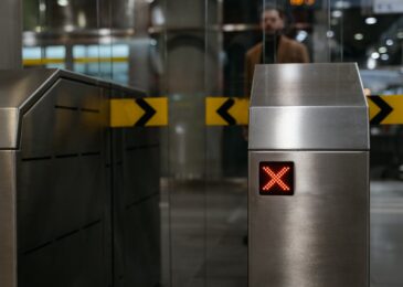 Maintenance des systèmes d&rsquo;automatisme (graissage, vérins)