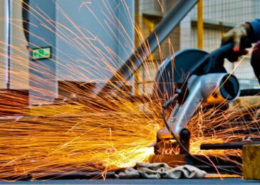 Mise en sécurité par soudure sur porte métal